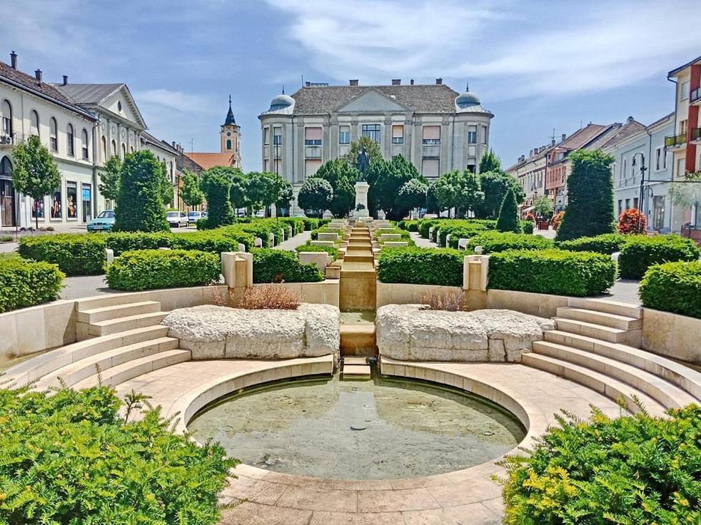 Villa Vizparti Futrinka Vendeghazak Baja Esterno foto